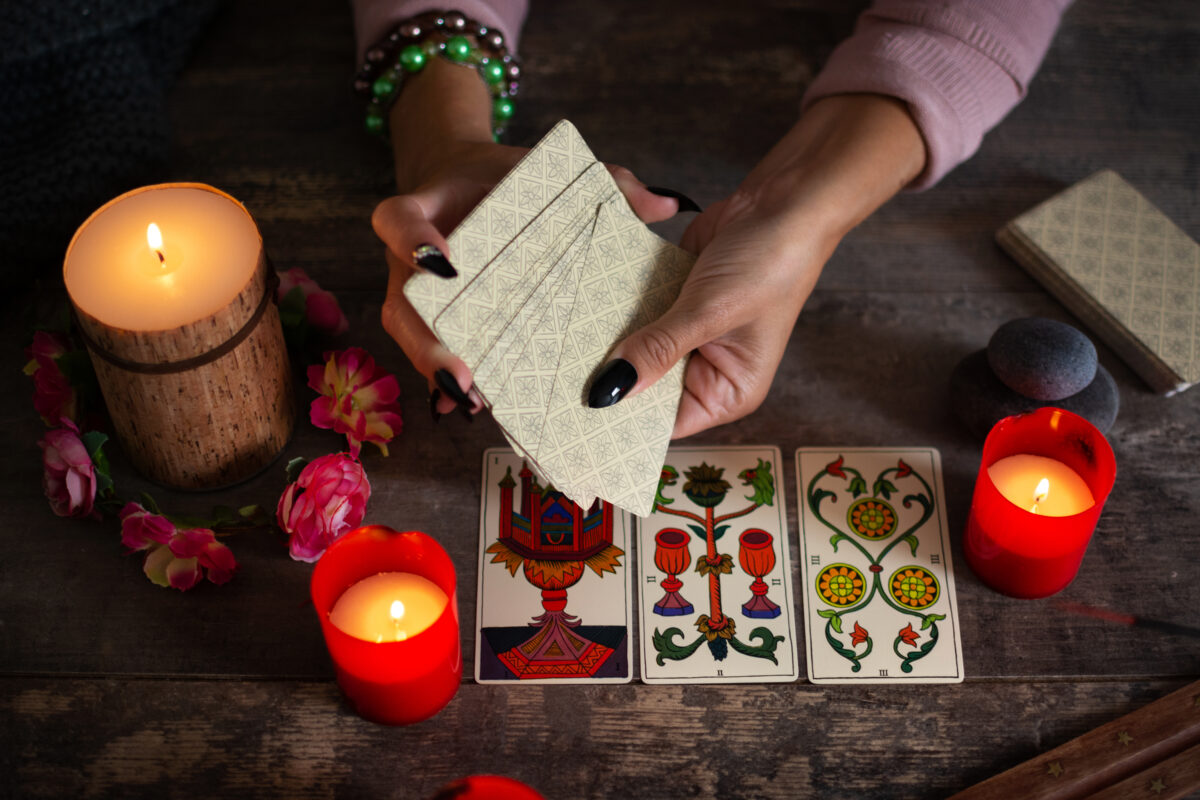 how-to-cleanse-charge-tarot-deck